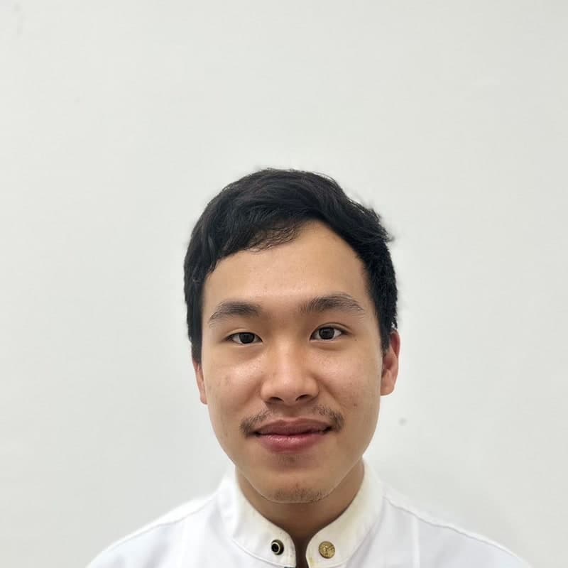 Dr. Nipon — ทพ.นิพนธ์ เรืองปทีปวิจิตร
