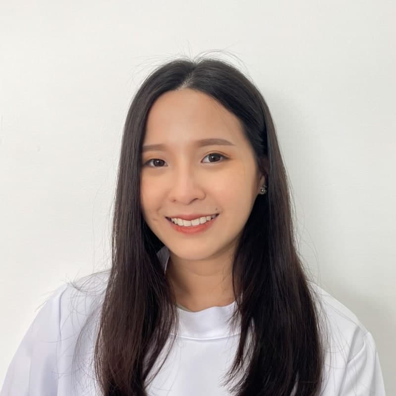 Dr. Pornpawee — ทพญ.พรปวีณ์ วิลาสุวรรณ